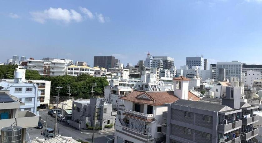 MrKINJOリンクインクメ那覇 那覇市 エクステリア 写真